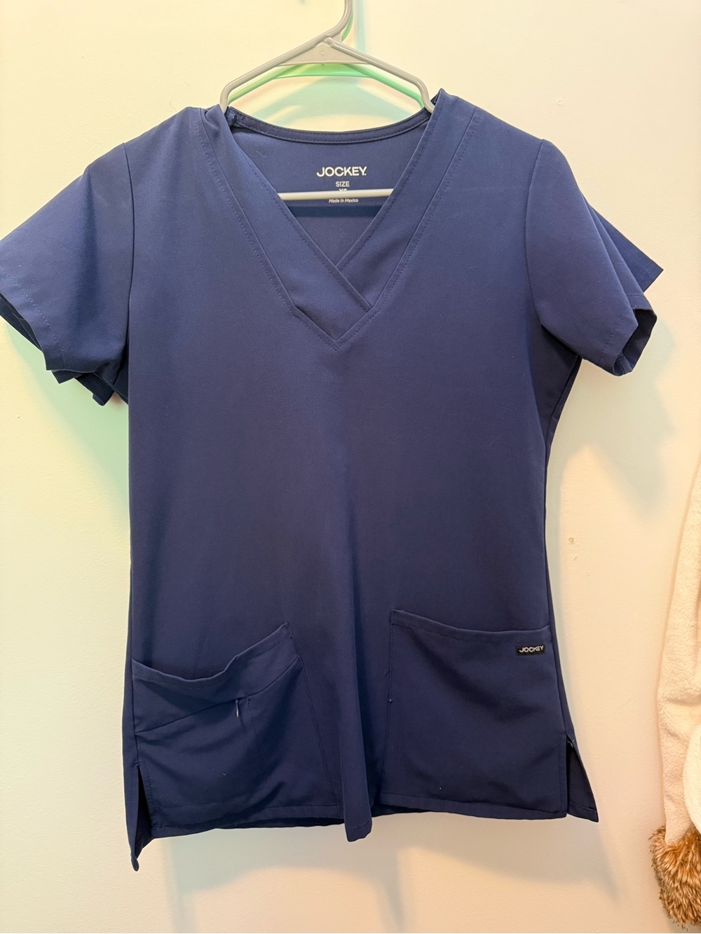 Jockey Women's V-Neck Scrub Top - Navy
